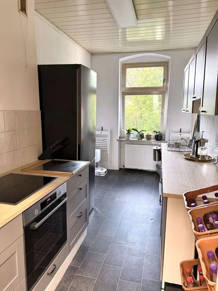 Einziehen & wohlfühlen | Möblierte 2-Zimmer-Wohnung mit Balkon & Tageslichtbad – unbefristet — photo 1
